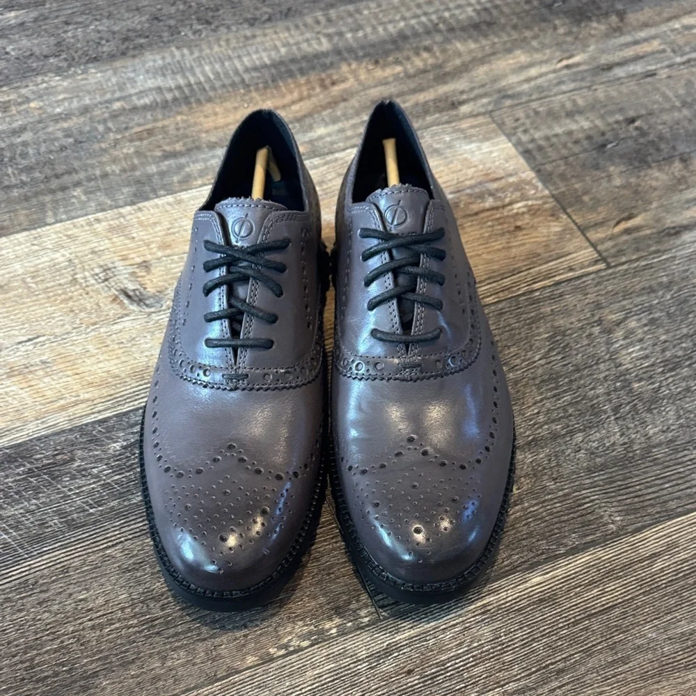 Cole Haan classic wingtip